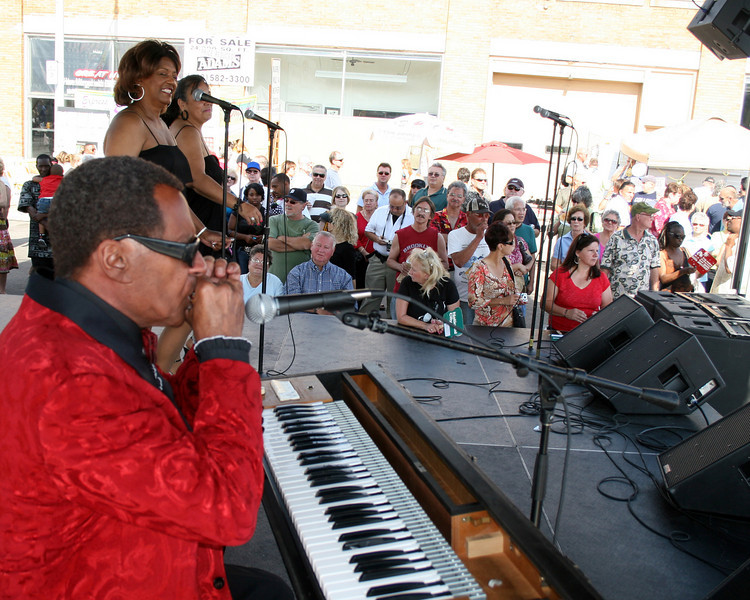 frank rondell as ray charles, hamtramck festival, empire entertainment, legends live
